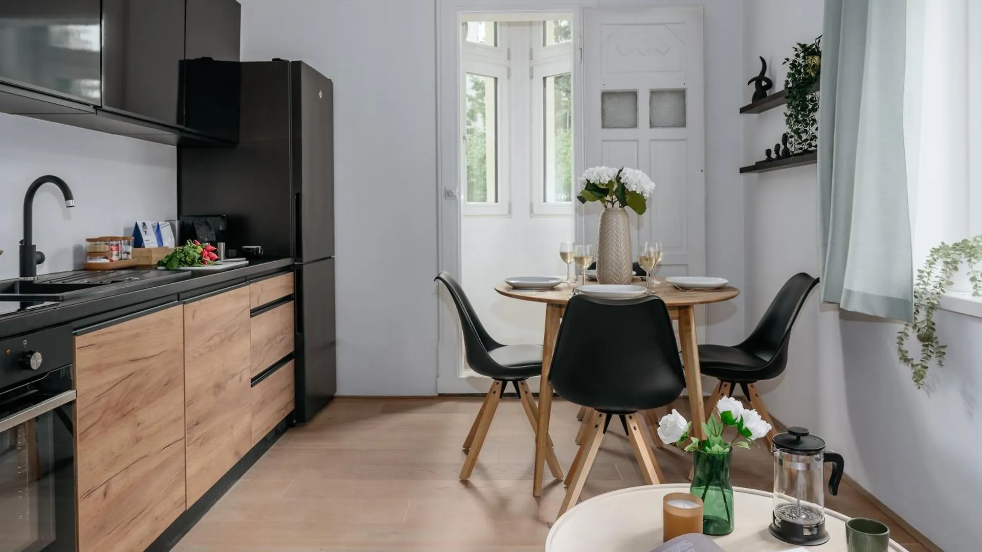 Prague Days - Luxurious Apartments In A Quiet Area