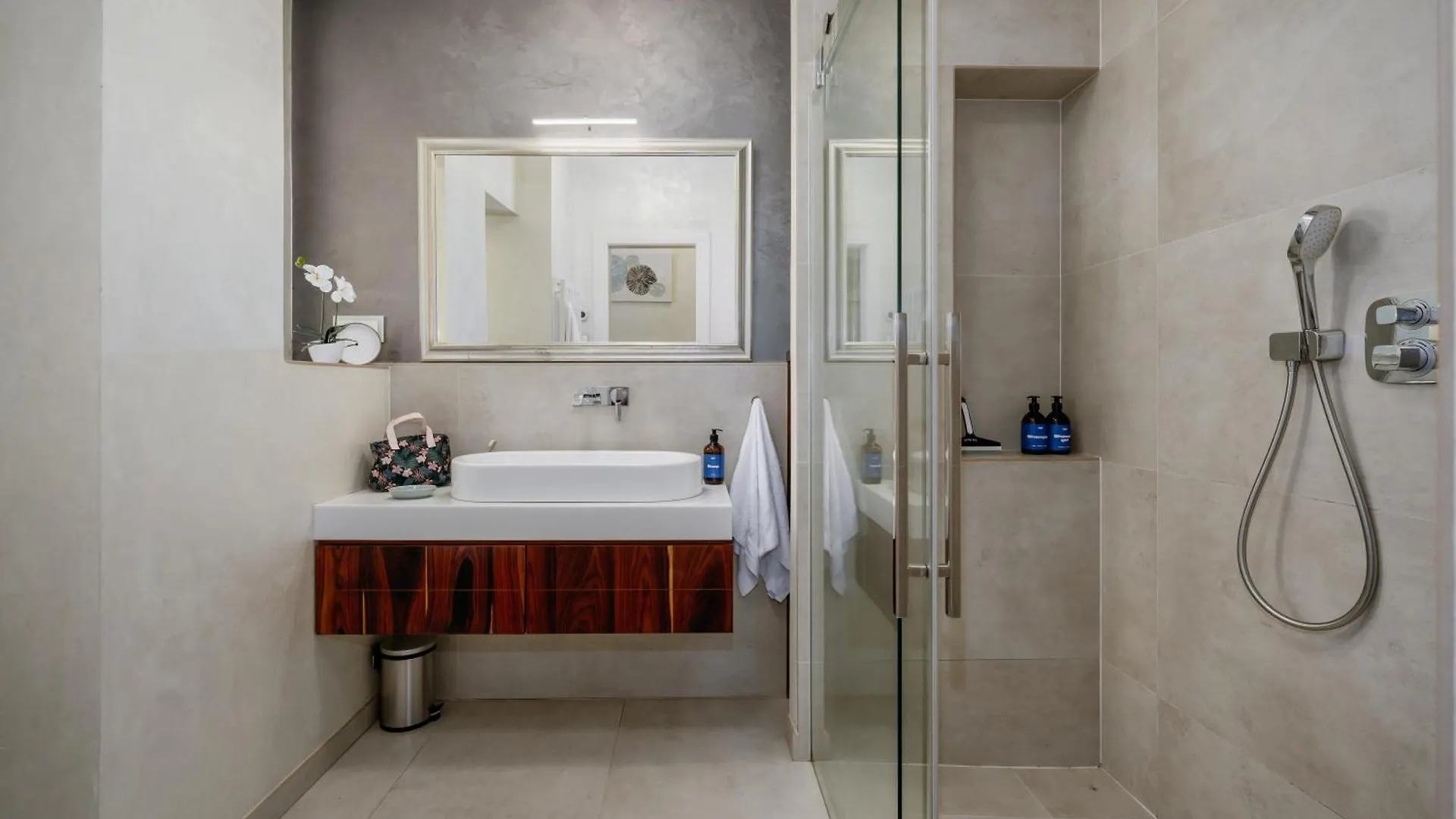 Prague Days - Luxurious Apartments In A Quiet Area Czech Republic