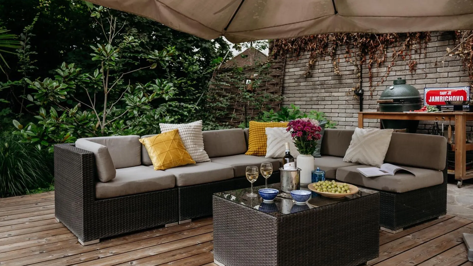 Prague Days - Luxurious Apartments In A Quiet Area