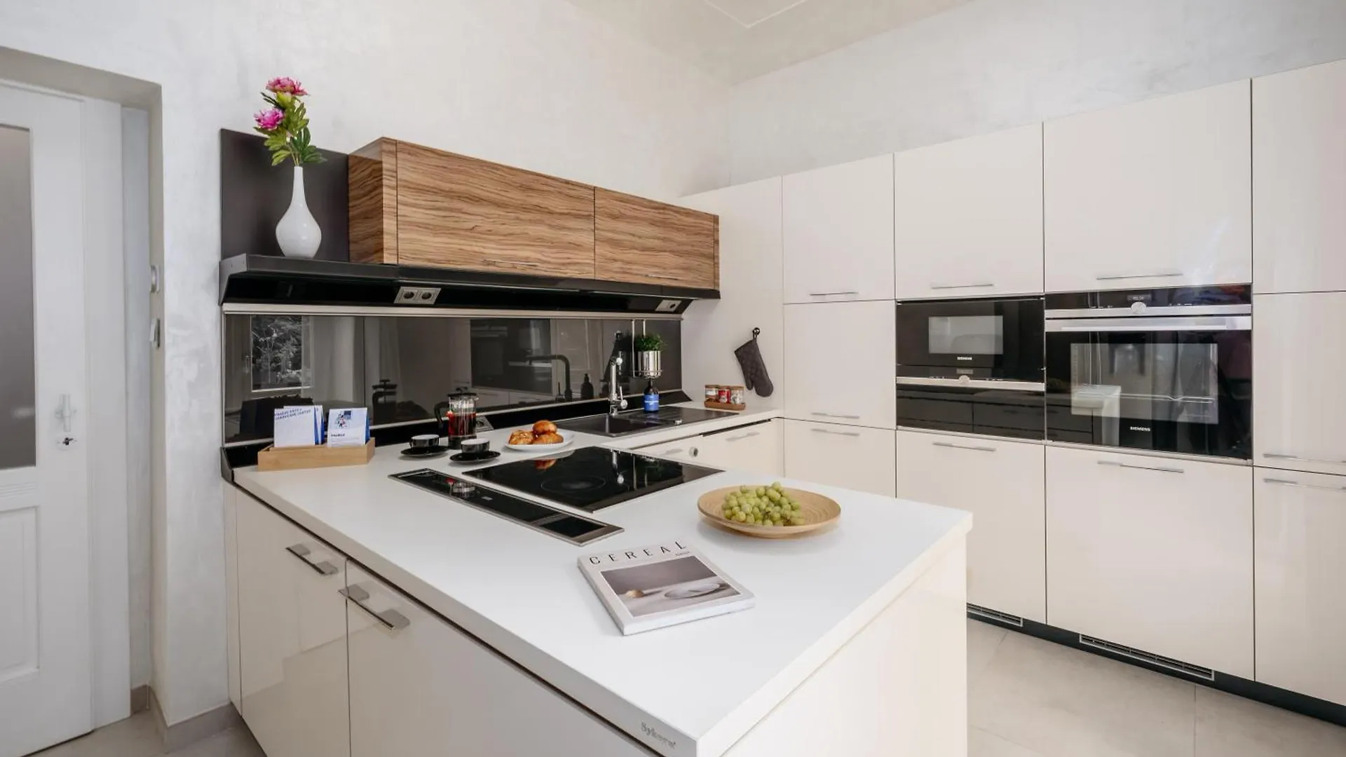 Prague Days - Luxurious Apartments In A Quiet Area