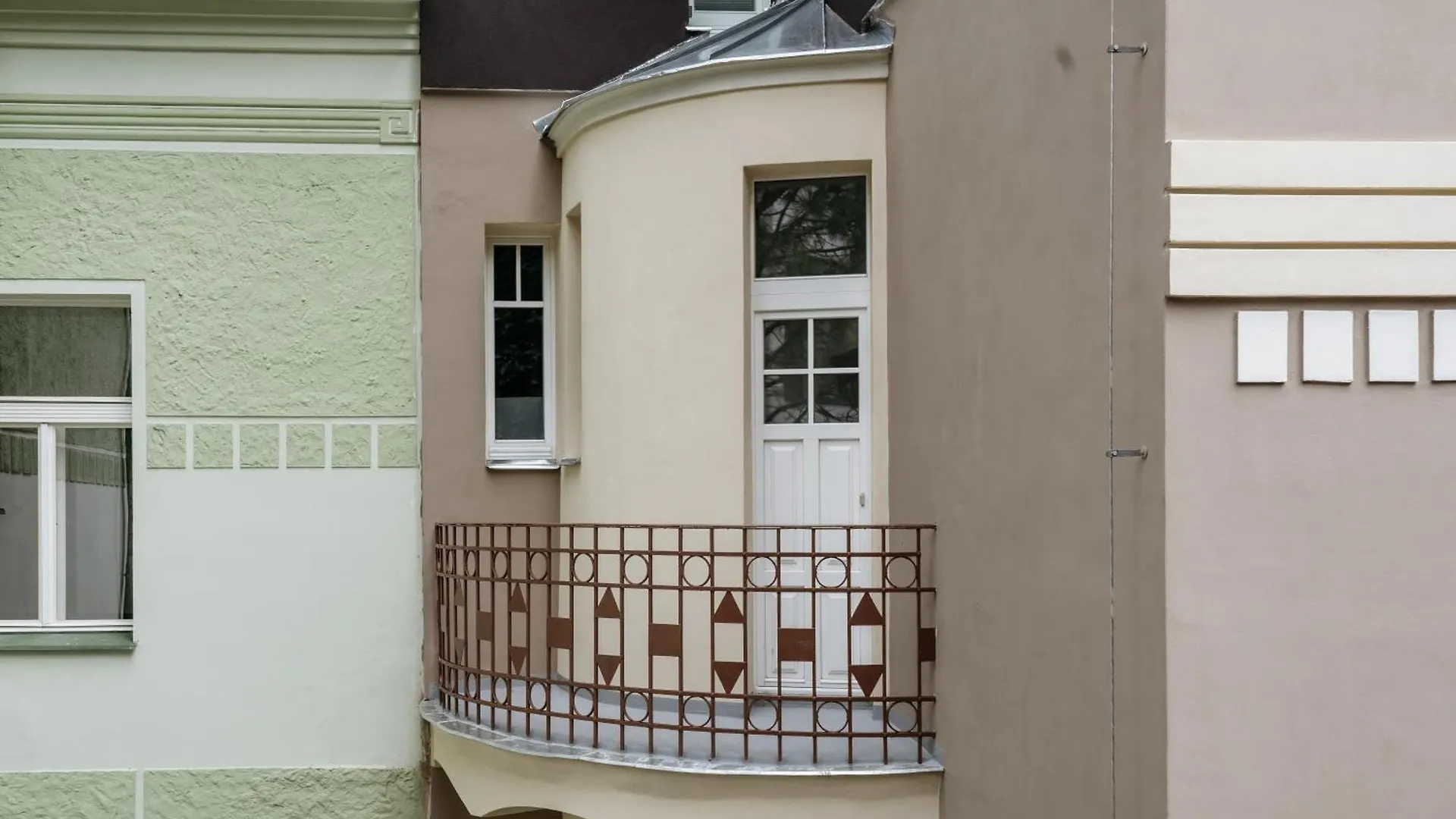 Prague Days - Luxurious Apartments In A Quiet Area 0*,  Tjeckien