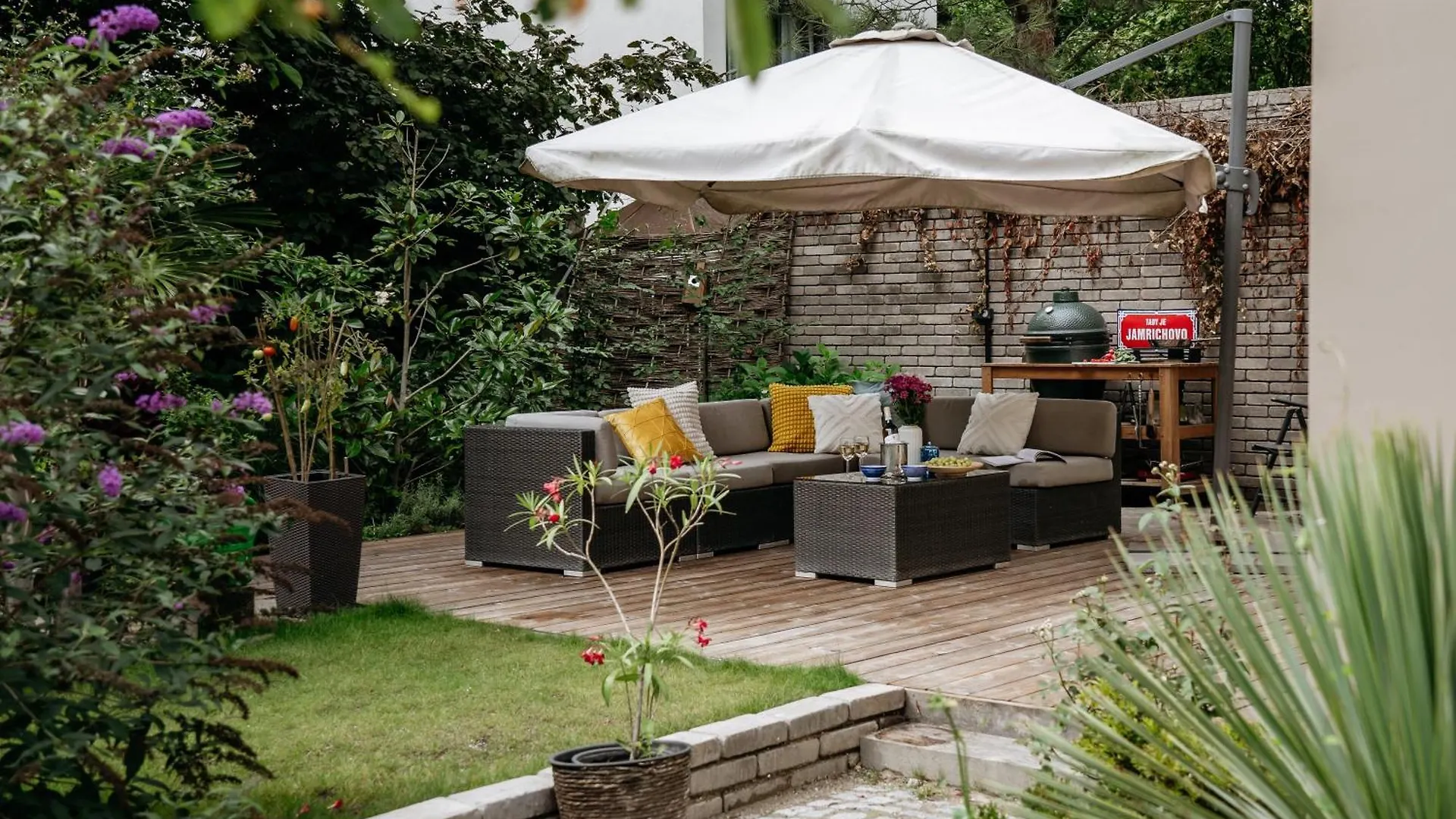Prague Days - Luxurious Apartments In A Quiet Area Tjeckien